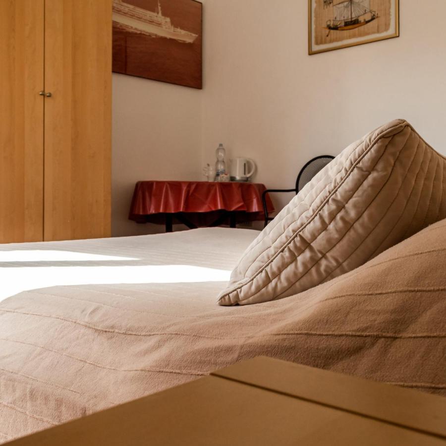 Arena Alfieri B&B Ліворно Екстер'єр фото
