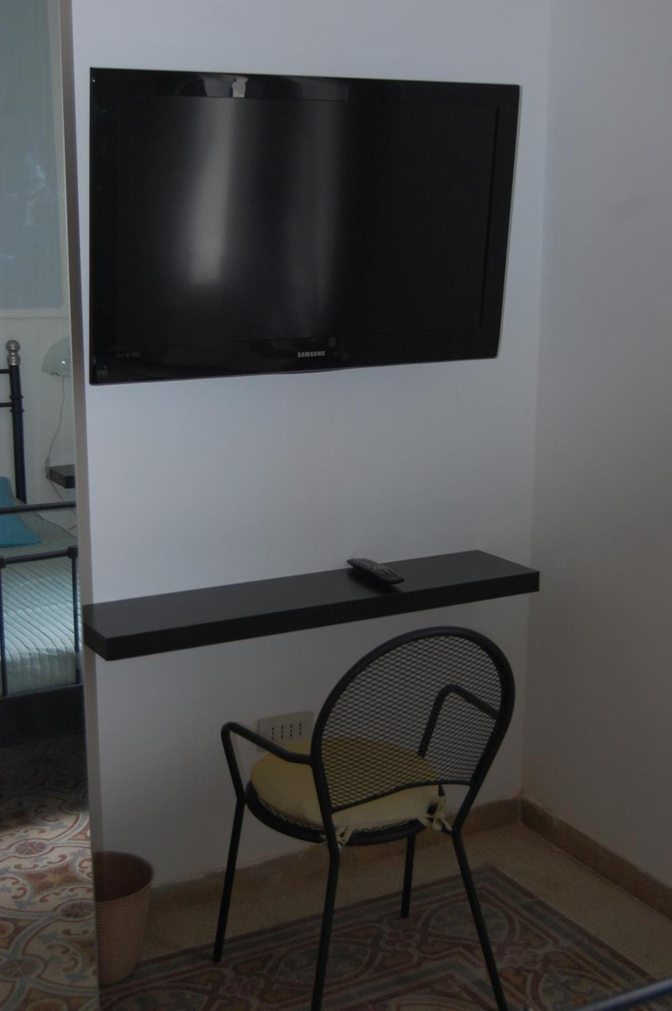 Arena Alfieri B&B Ліворно Номер фото