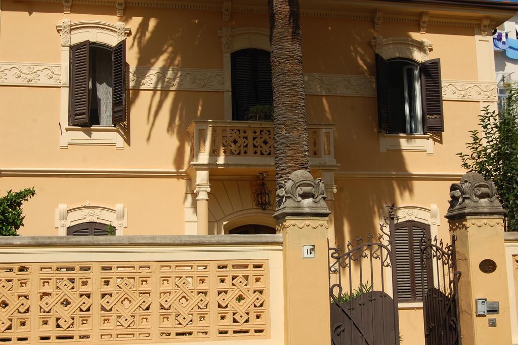 Arena Alfieri B&B Ліворно Екстер'єр фото